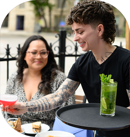 server delivering mocktails